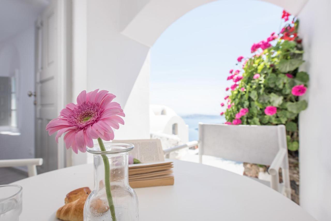 Aqua Mare Luxury Suites Imerovígli Kültér fotó