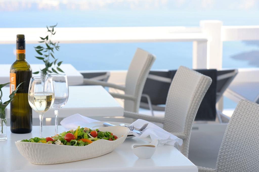 Aqua Mare Luxury Suites Imerovígli Szoba fotó