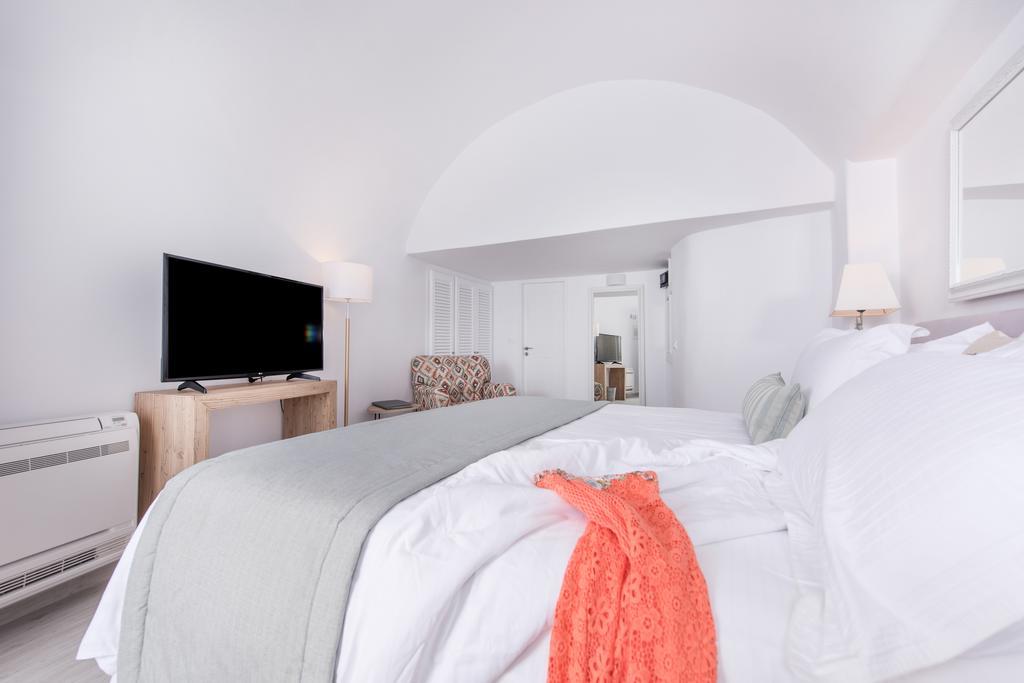 Aqua Mare Luxury Suites Imerovígli Kültér fotó
